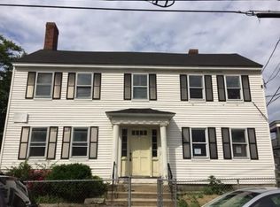 221 High St, Lowell, MA 01852