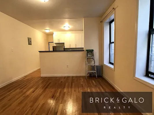 Rented by BRICK & GALO REALTY CORP | media 19