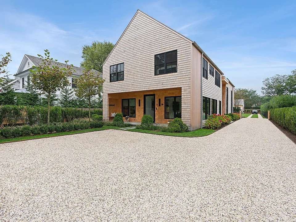 33 Cooper Ln