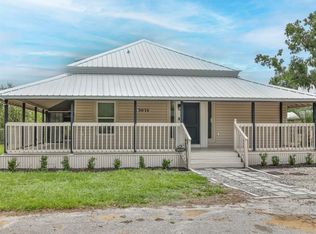 3016 N Maryland Ave, Plant City, FL 33563