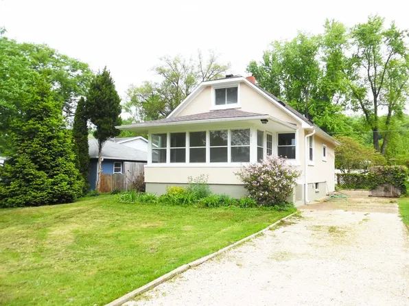 1011 Magnolia St, Marseilles, IL 61341