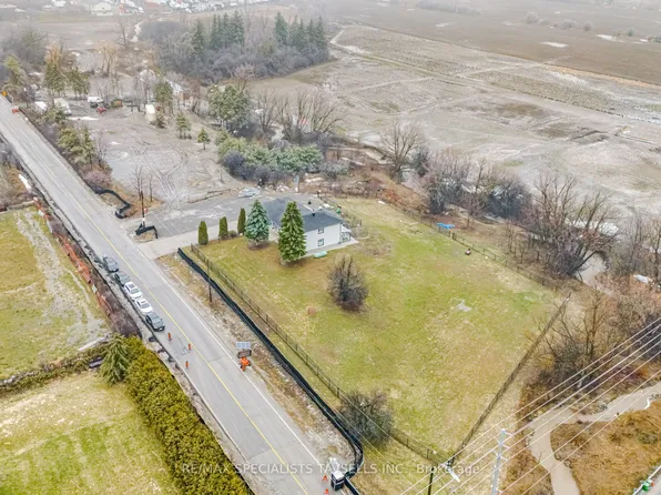 11075 Clarkway Dr, Brampton, ON L6P 0W1