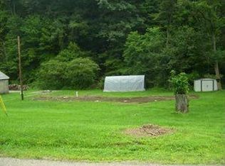 327 Garretts Run Rd, Kittanning, PA 16201