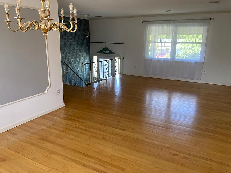 54 Sycamore Ln — Photo 13
