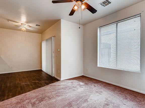 302 E Lawrence Blvd 113-large-003-3-Livi