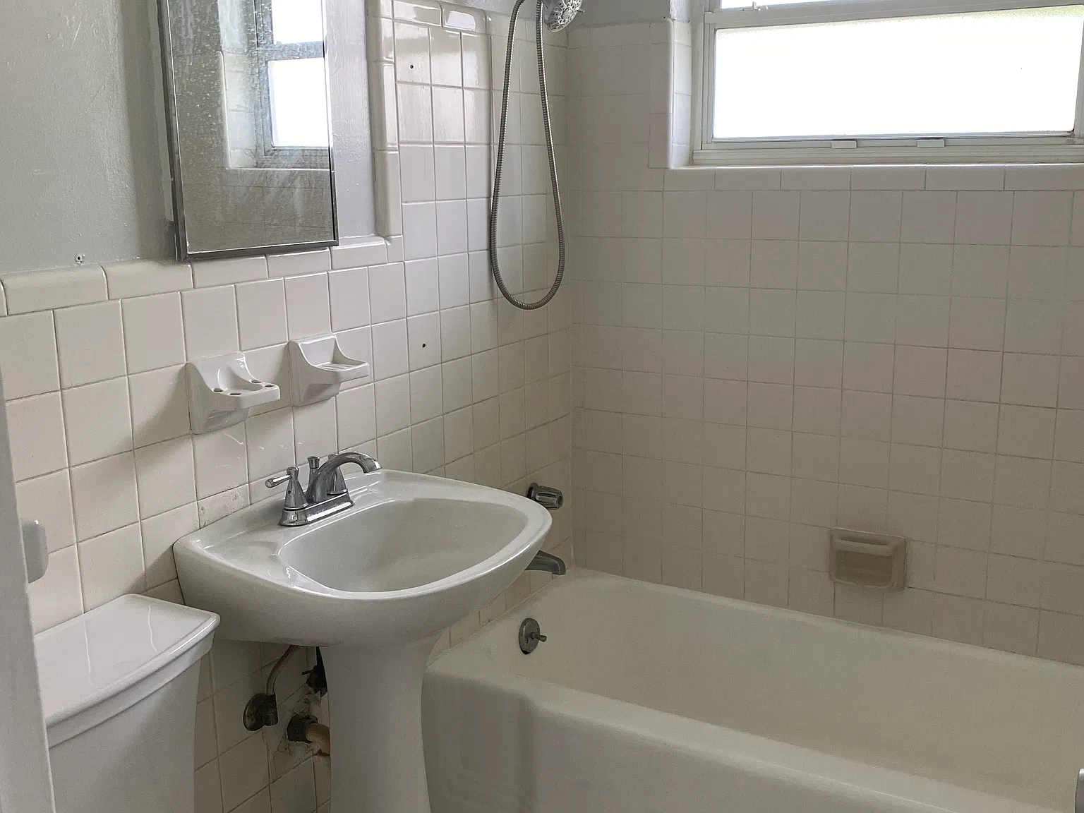2 bed, 697 sqft, $1,950 — Photo 3