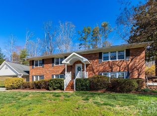 143 Devonwood Dr, Marion, NC 28752