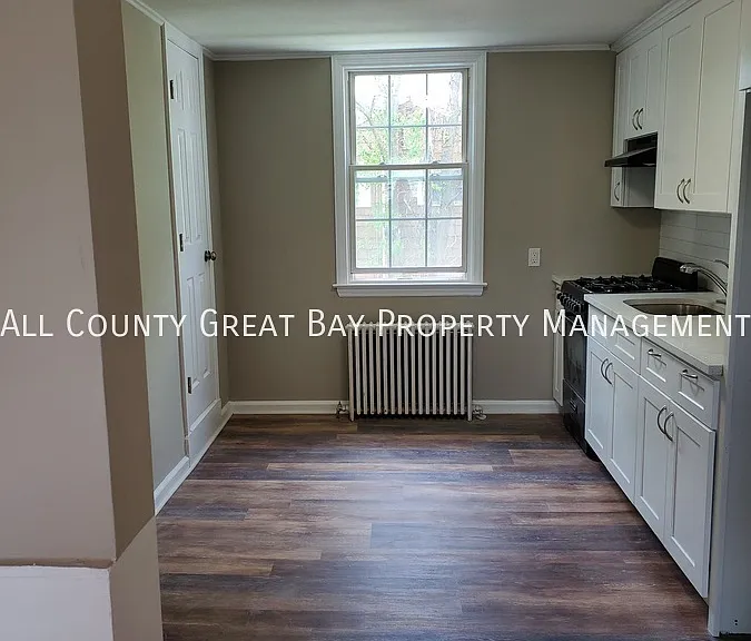 37 Maplewood Rd #4 — Photo 6