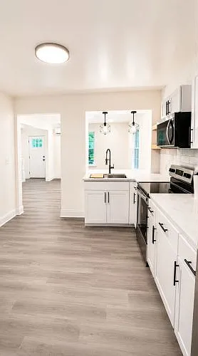 2 bed, 1759 sqft, $1,700 — Photo 3