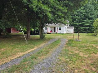 13786 Mountain Rd, Purcellville, VA 20132