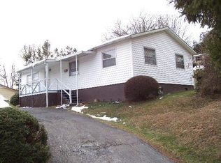 416 Brock St, Summersville, WV 26651