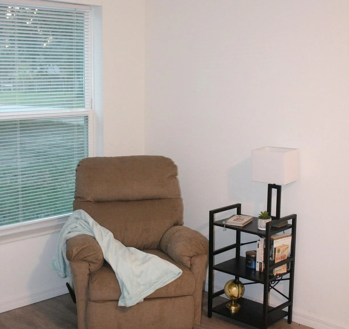 3 bed, 1560 sqft, $2,300 — Photo 3