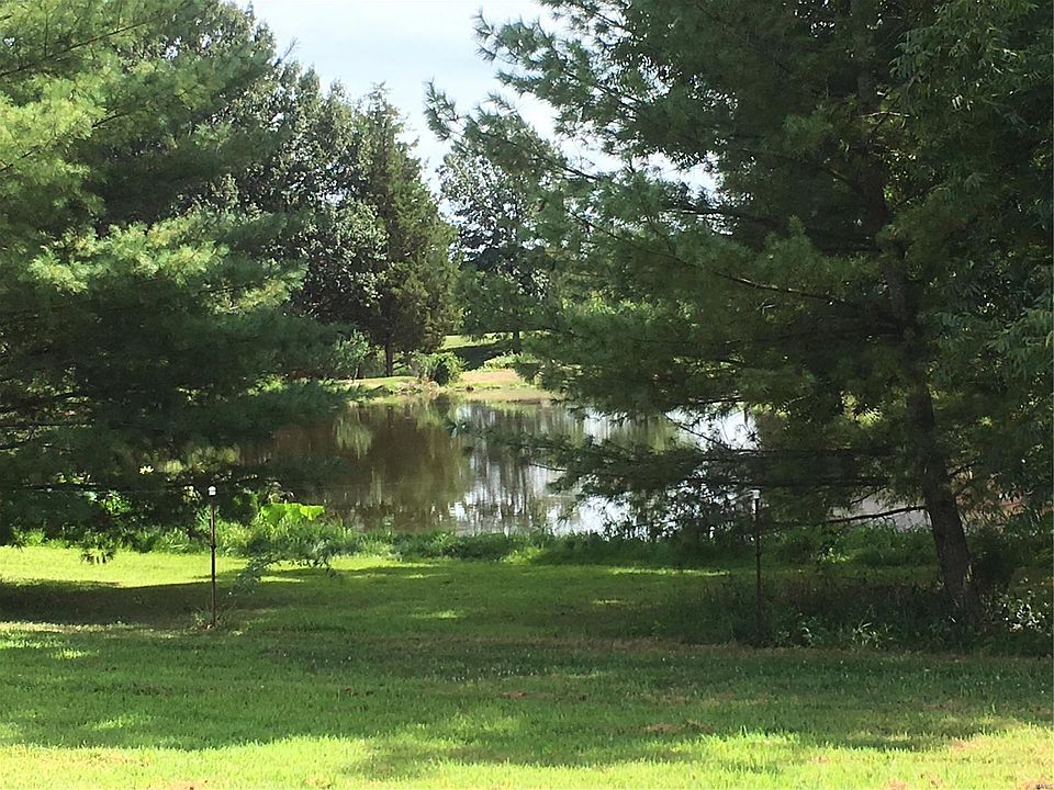 1st image of 454 Cody Ln