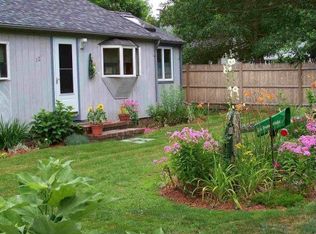 12 Blossom St, Centerville, MA 02632