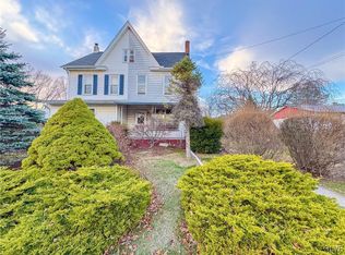 3994 Monroe St, Danielsville, PA 18038