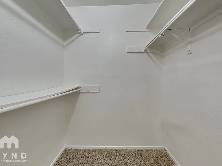 105 Ripplewood Dr — Photo 15