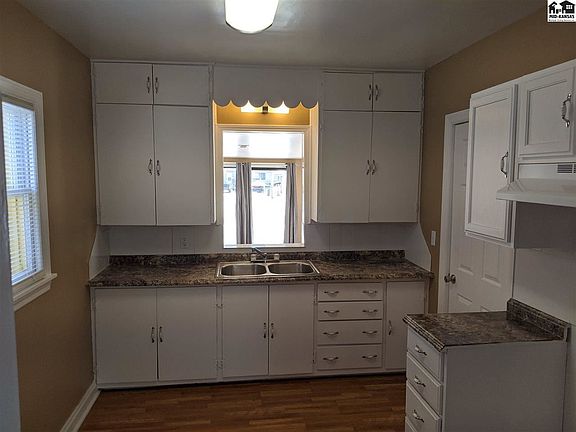 5th image of 619-619 W 19th Ave