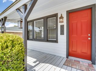 225 W Belt Line Rd, Cedar Hill, TX 75104