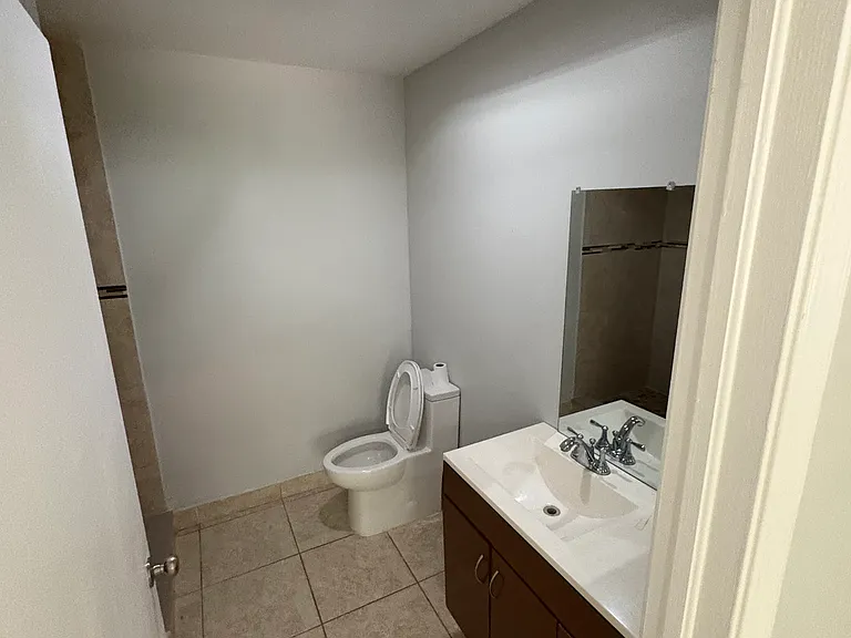 1650 NW 4th Ave #108 — Photo 9