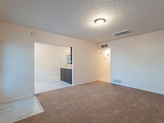 5th image of 1137 N 14th Ave