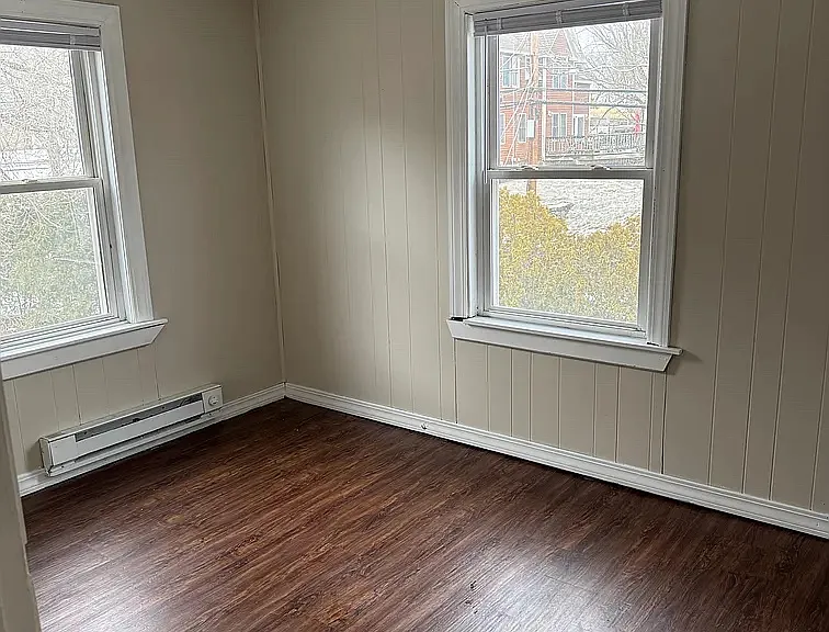 130 Central St #5 — Photo 4