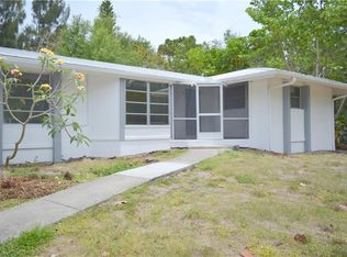 1639 Manor Rd, Englewood, FL 34223