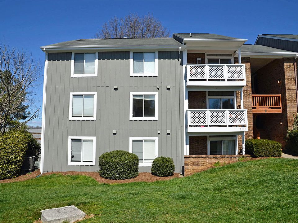 1st image of 821 Cascade Ct #821