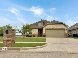 700 Teakwood Dr, Greenville, TX 75402