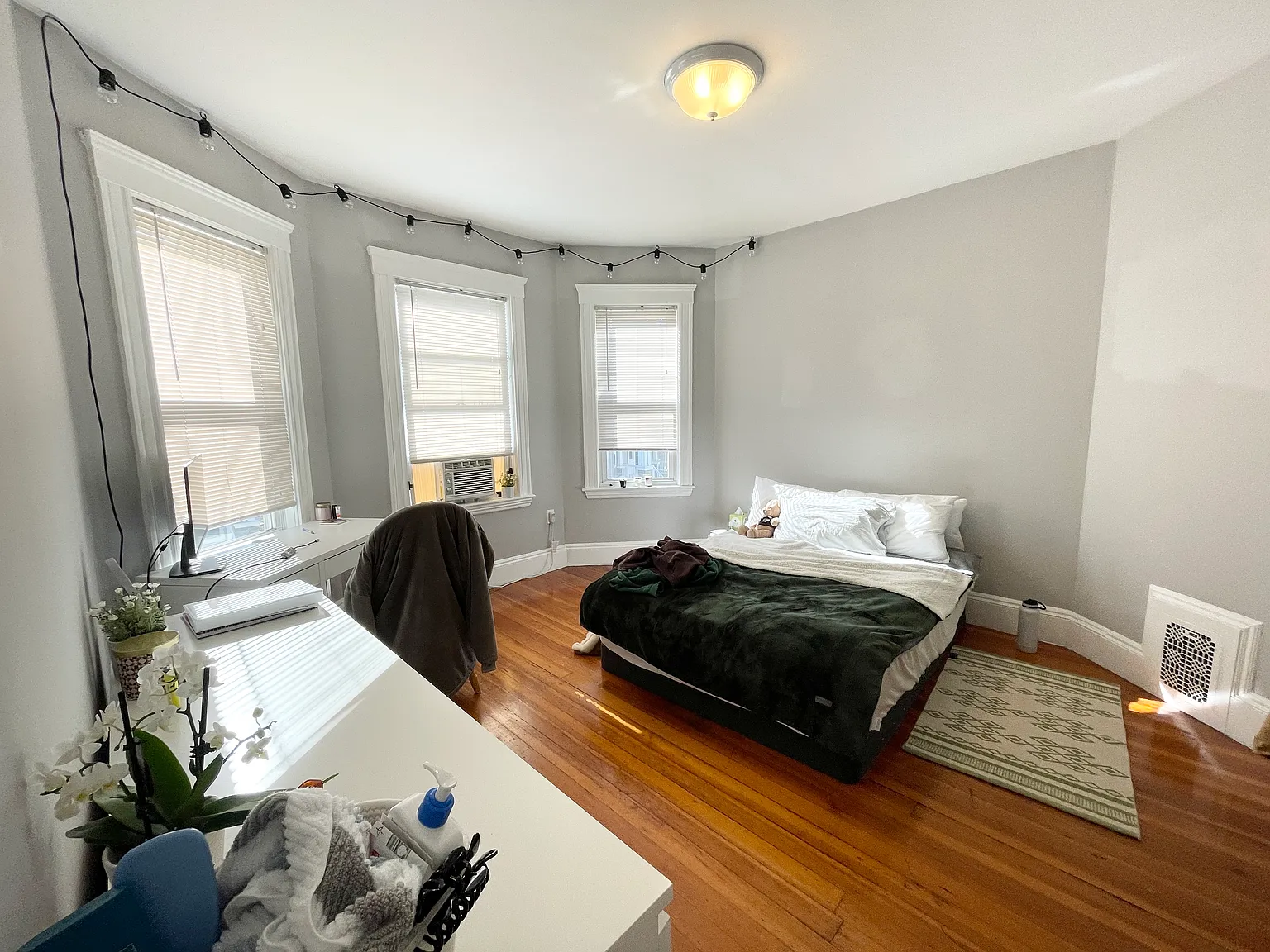 4 bed, 1500 sqft, $3,800 — Photo 4