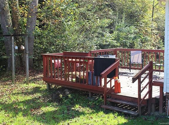 3rd image of 1543 Echo Dr
