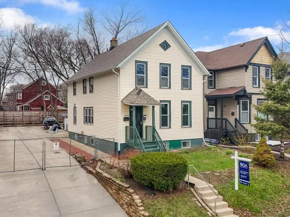 2243 South Woodward STREET, Milwaukee, WI 53207