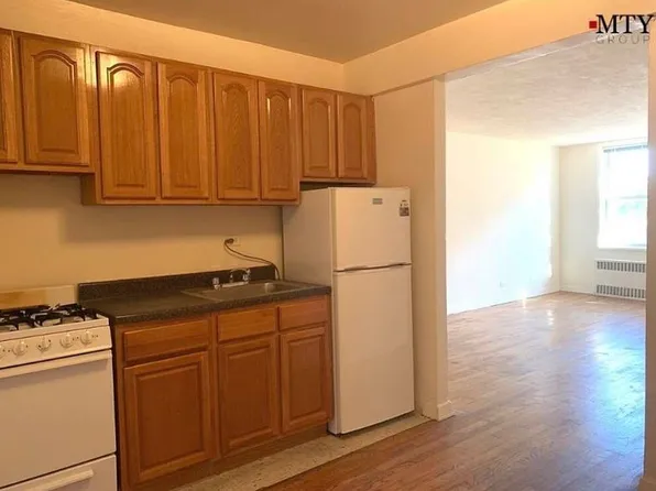 55-05 Woodside Avenue image 1 of 16