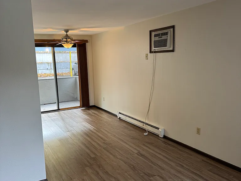 324 E 18th Ave #6 — Photo 4