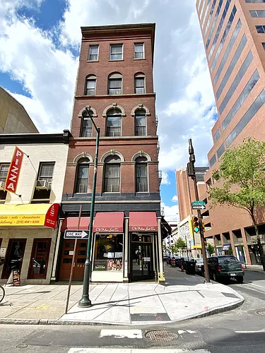 701 Chestnut St #4R Photo 1