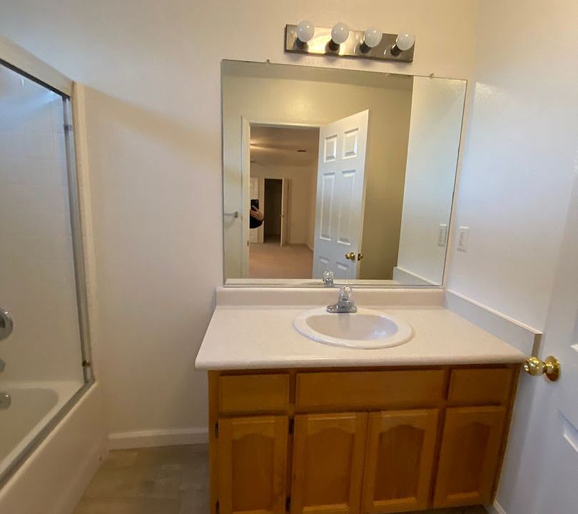 18521978 Whitley Ave 19431965, Corcoran, CA 93212 Zillow