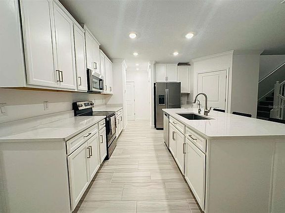 4th image of 16660 SHELL BAY DRIVE