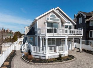 75 W 21st St, Avalon, NJ 08202