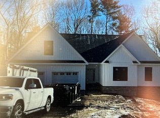 105 Carroll Hill Rd, Charlton, MA 01507