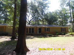 1604 Pineland Dr, Bainbridge, GA 39819