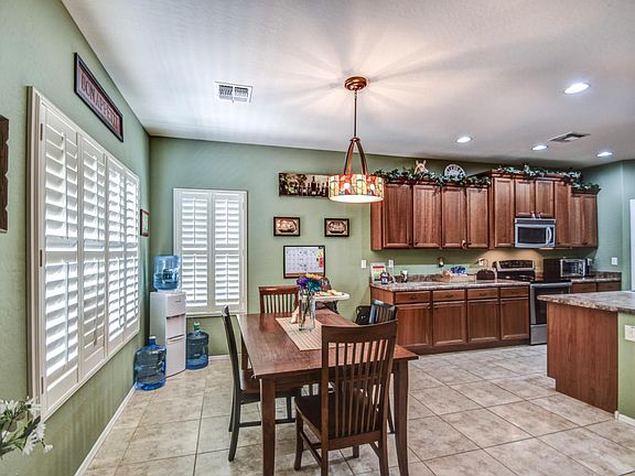 5th image of 1064 W Desert Valley Dr