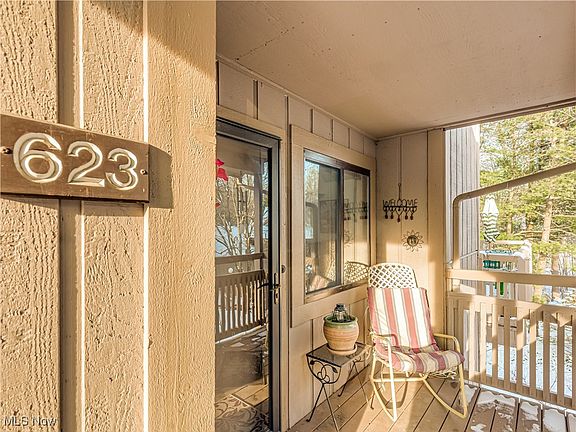 2nd image of 623 Meredith Ln