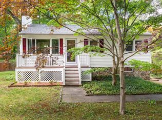 99 Lakeside Dr, Ridgefield, CT 06877