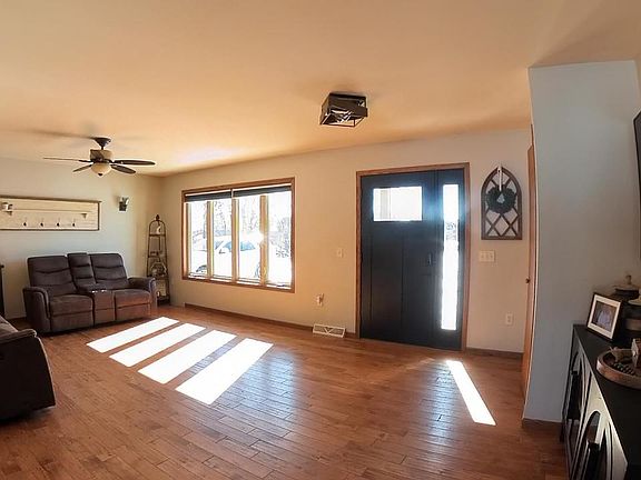 5th image of 7596 MERRYLAND DRIVE