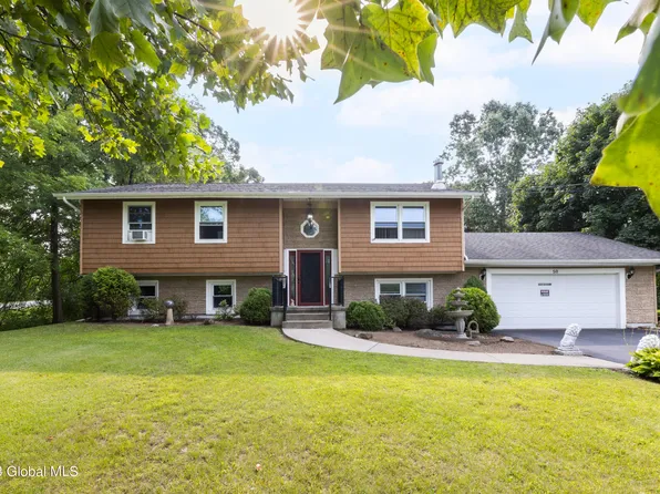 50 Meadowbrook Road, Queensbury, NY 12804