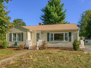10 Flaggler Rd, Leominster, MA 01453