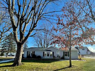 908 N Agnew St, Winamac, IN