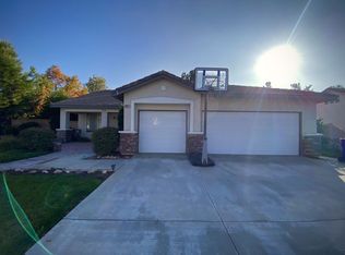 33371 Golden Meadow Ct, Yucaipa, CA 92399