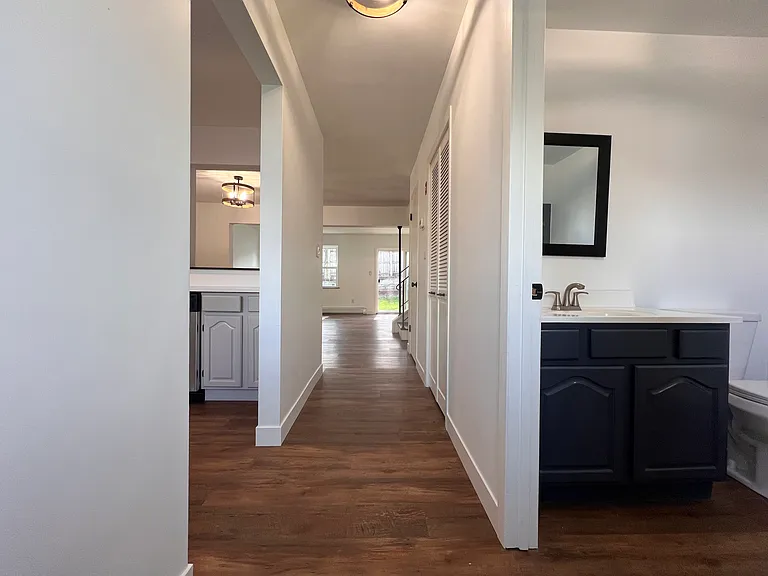 524 Saracino Dr — Photo 2