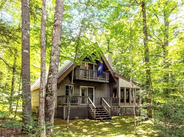 41 Cove Road, Center Harbor, NH 03226