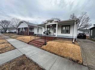 1172 E Locust St, Vincennes, IN 47591